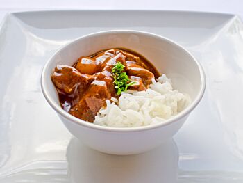 Fillet of Beef Bourginon with Rice