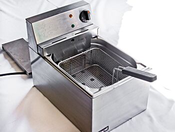 Deep Fat Fryer with Oil