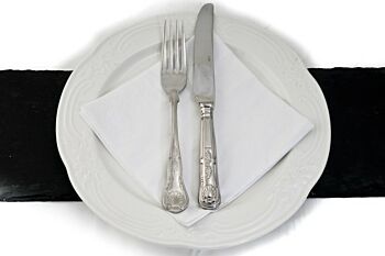Dinner Plate Cutlery and Serviette